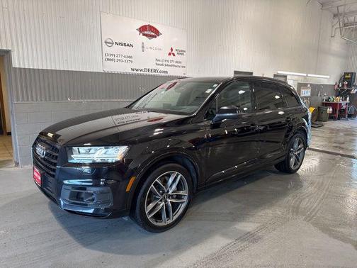 Orca Black Metallic 2018 Audi Q7 3.0T Prestige