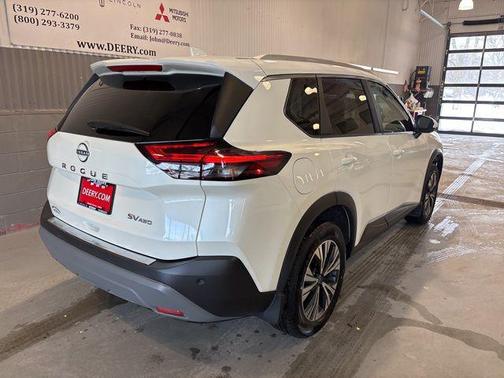 2023 Nissan Rogue SV