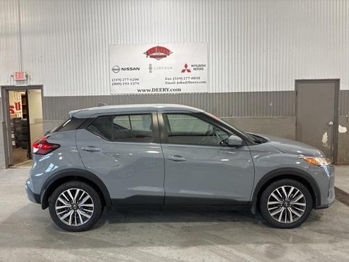 2022 Nissan Kicks SV