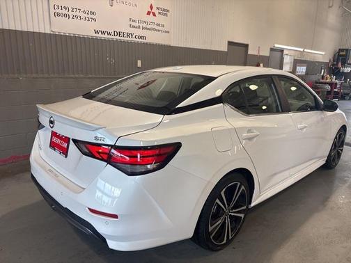 2022 Nissan Sentra SR