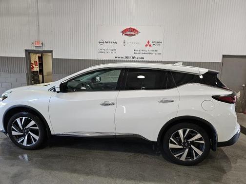 2023 Nissan Murano SL