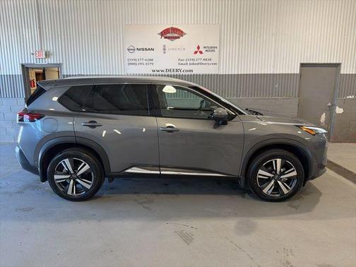 Gun Metallic 2023 Nissan Rogue SL