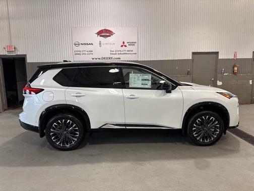 2025 Nissan Rogue Platinum