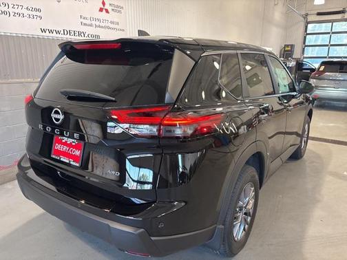 2025 Nissan Rogue S