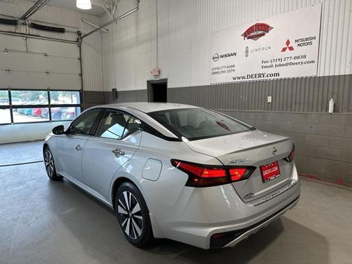 2022 Nissan Altima 2.5 SL
