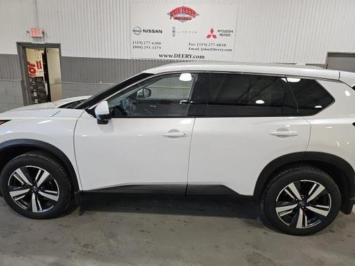 2025 Nissan Rogue SL