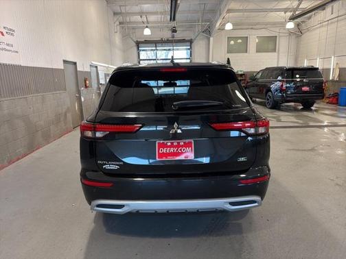 2022 Mitsubishi Outlander SEL