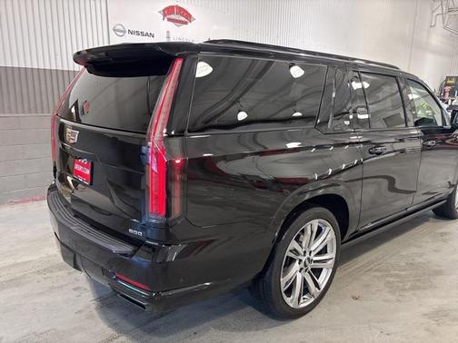 2025 Cadillac Escalade ESV Sport Platinum