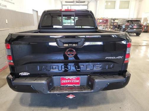 2022 Nissan Frontier PRO-4X