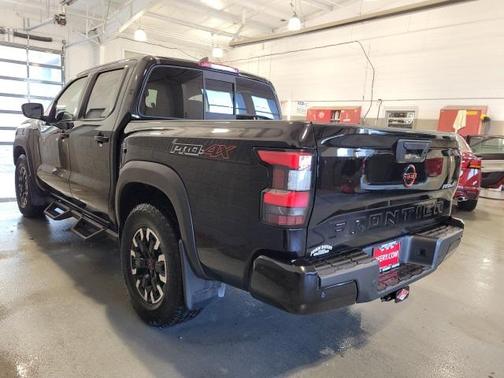2022 Nissan Frontier PRO-4X