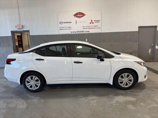 2023 Nissan Versa 1.6 S