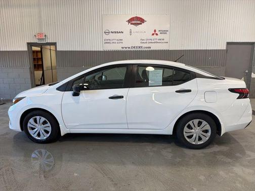 2023 Nissan Versa 1.6 S