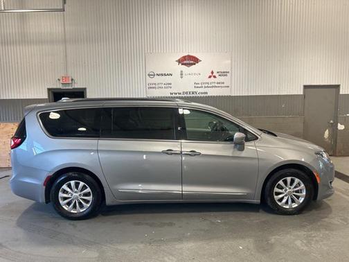 2019 Chrysler Pacifica Touring L