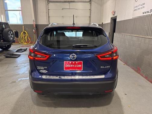 2022 Nissan Rogue Sport SL