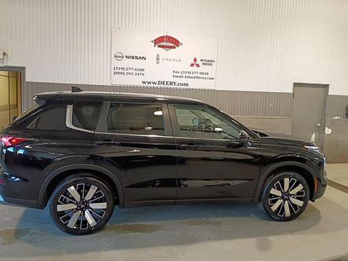 2026 Mitsubishi Outlander SE