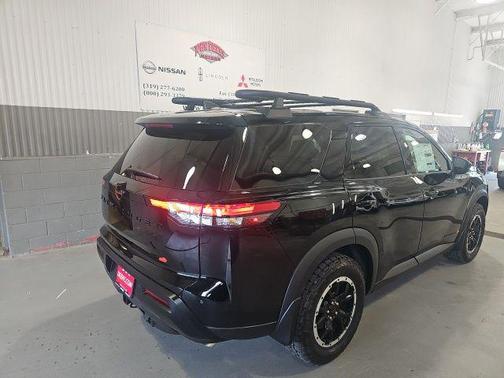 Super Black 2026 Nissan Pathfinder Rock Creek