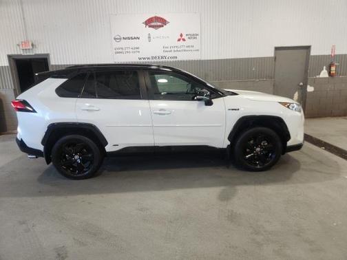 2021 Toyota RAV4 Hybrid SE