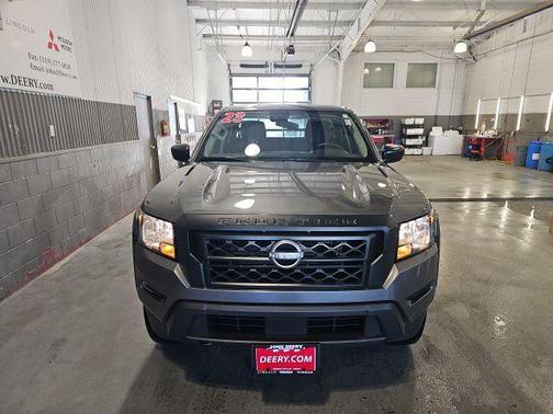2023 Nissan Frontier S