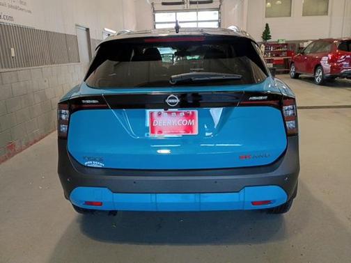 2026 Nissan Kicks SR