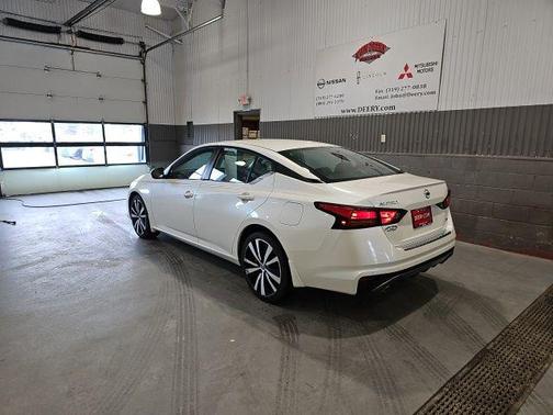 2020 Nissan Altima 2.5 SR