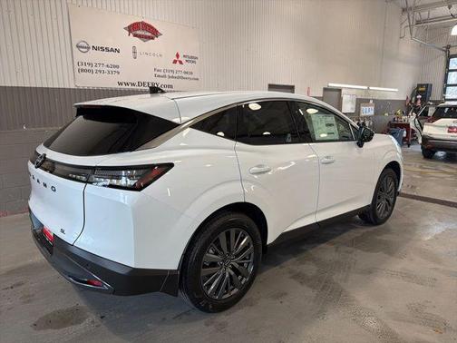 Everest White Pearl Tricoat 2026 Nissan Murano SL