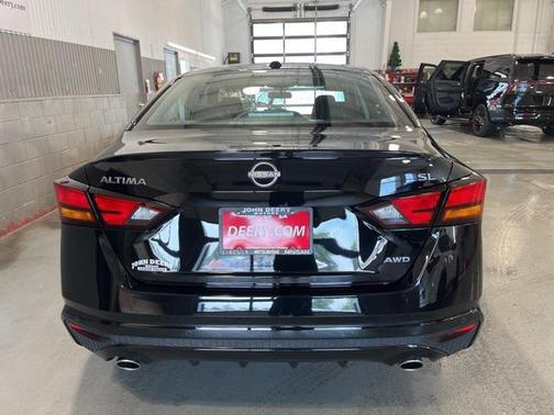 2024 Nissan Altima 2.5 SL