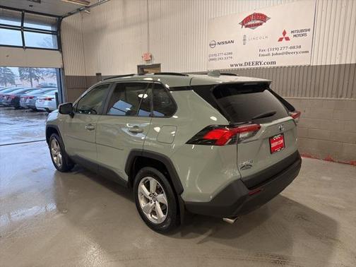 2021 Toyota RAV4 Hybrid XLE Premium