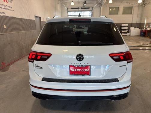2022 Volkswagen Tiguan 2.0T SE R-Line Black 4MOTION