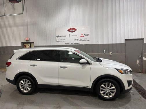 2018 Kia Sorento LX