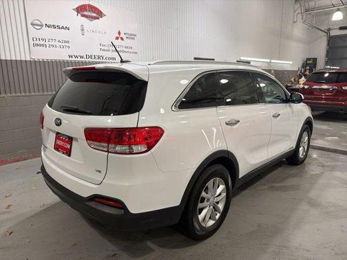 2018 Kia Sorento LX