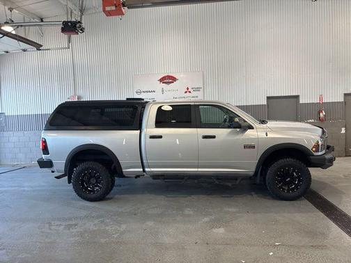 Bright Silver Metallic Clearcoat 2012 RAM 2500 Laramie