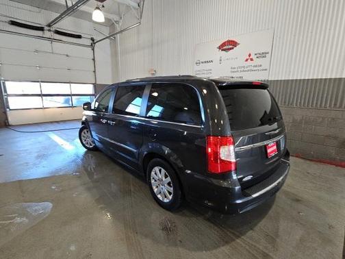2012 Chrysler Town & Country Touring-L