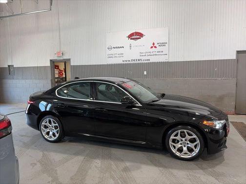 Alfa Black 2018 Alfa Romeo Giulia Ti