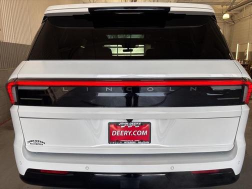 2025 Lincoln Navigator Reserve