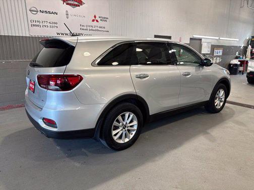 Sparkling Silver 2019 Kia Sorento L