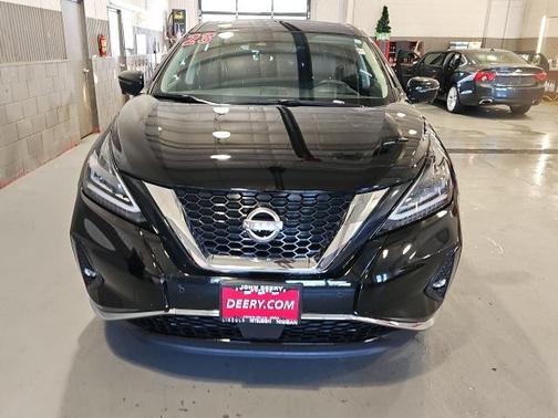 2023 Nissan Murano SL