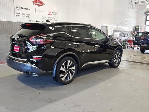 2023 Nissan Murano SL