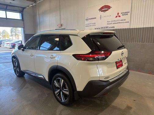 2023 Nissan Rogue SL