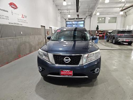 2016 Nissan Pathfinder SL