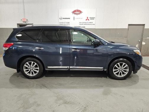 2016 Nissan Pathfinder SL