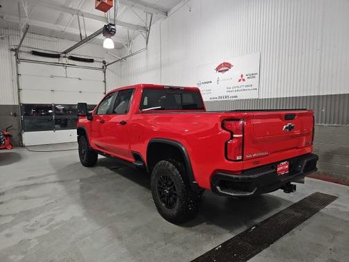 2025 Chevrolet Silverado 2500 ZR2