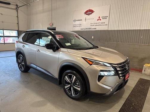 2025 Nissan Rogue SL