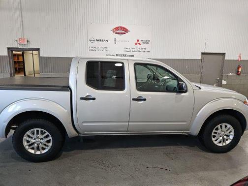 Brilliant Silver 2016 Nissan Frontier SV