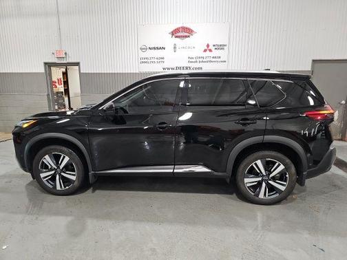 2023 Nissan Rogue SL