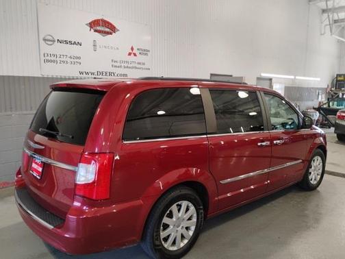 2015 Chrysler Town & Country Touring