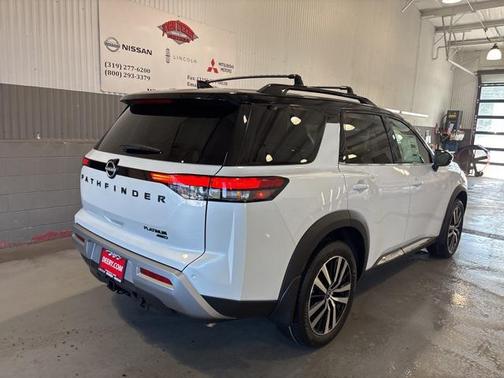2025 Nissan Pathfinder Platinum
