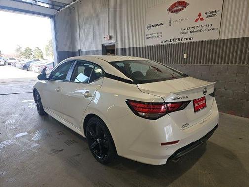 2022 Nissan Sentra SR