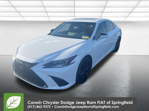 2023 Lexus ES 300h Base