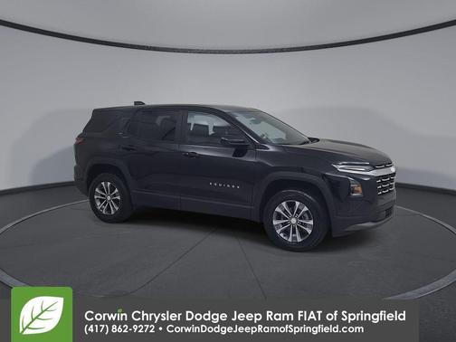 Mosaic Black Metallic 2026 Chevrolet Equinox LT