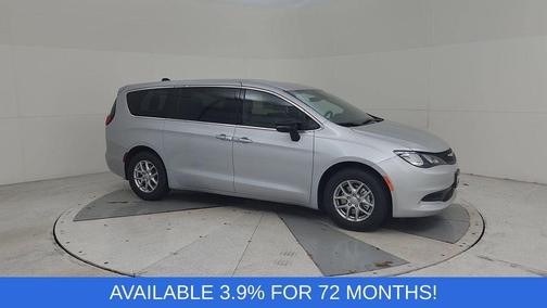 2026 Chrysler Voyager LX